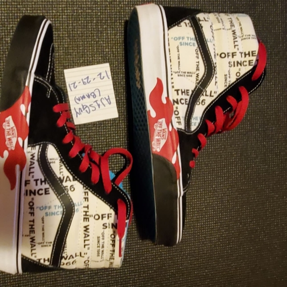 Vans high top. - Picture 2 of 5